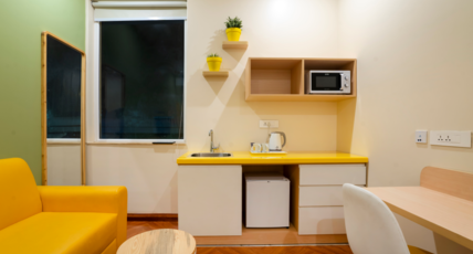 Bloom Hotel - Golf Course Road, Sector 43 Room Type - Standard Suite