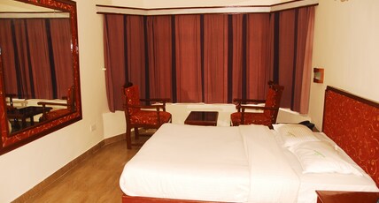 Hotel Sapphire Garden View Room Type - Standard Room