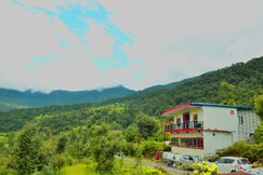 StayApart | Rooms at Snow Hills Homestay