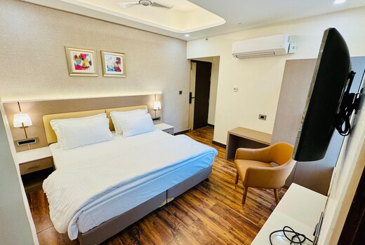 Marius Inn