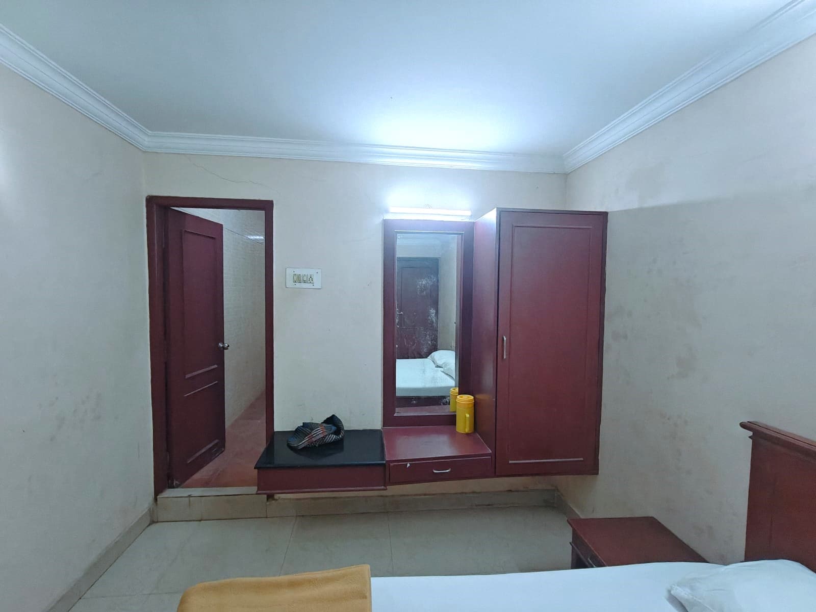 Hotel Sudhara - Tap to explore photos