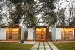 Oakwood Resorts & Farms