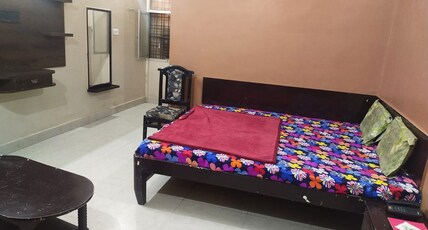 Hotel GK Jain Room Type - Deluxe Non AC