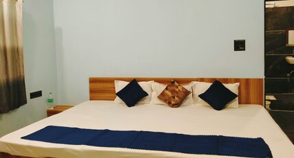 Shree ram guest house Room Type - Triplebed budget non ac room