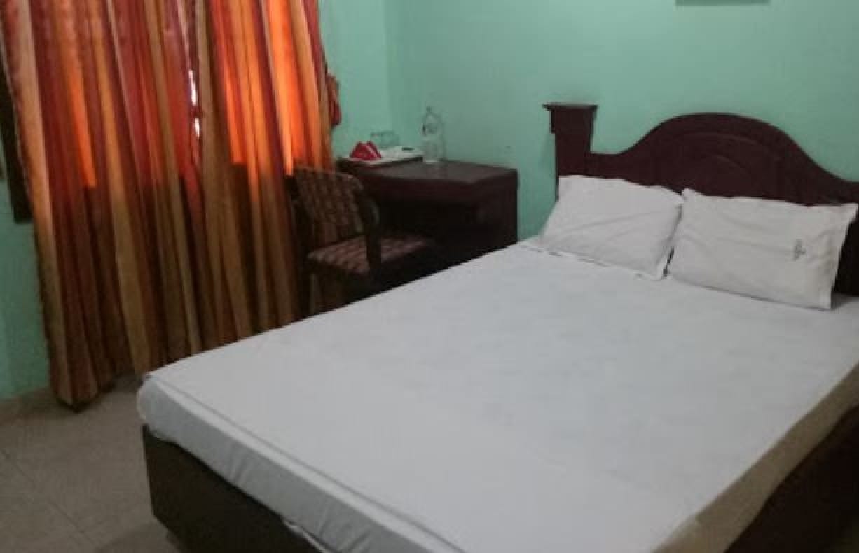 Hotel Priya - Tap to explore photos