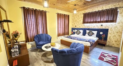 Hotel Town Centre Room Type - Deluxe Room with AC Hotel Town Centre Room Type - Deluxe Room with AC