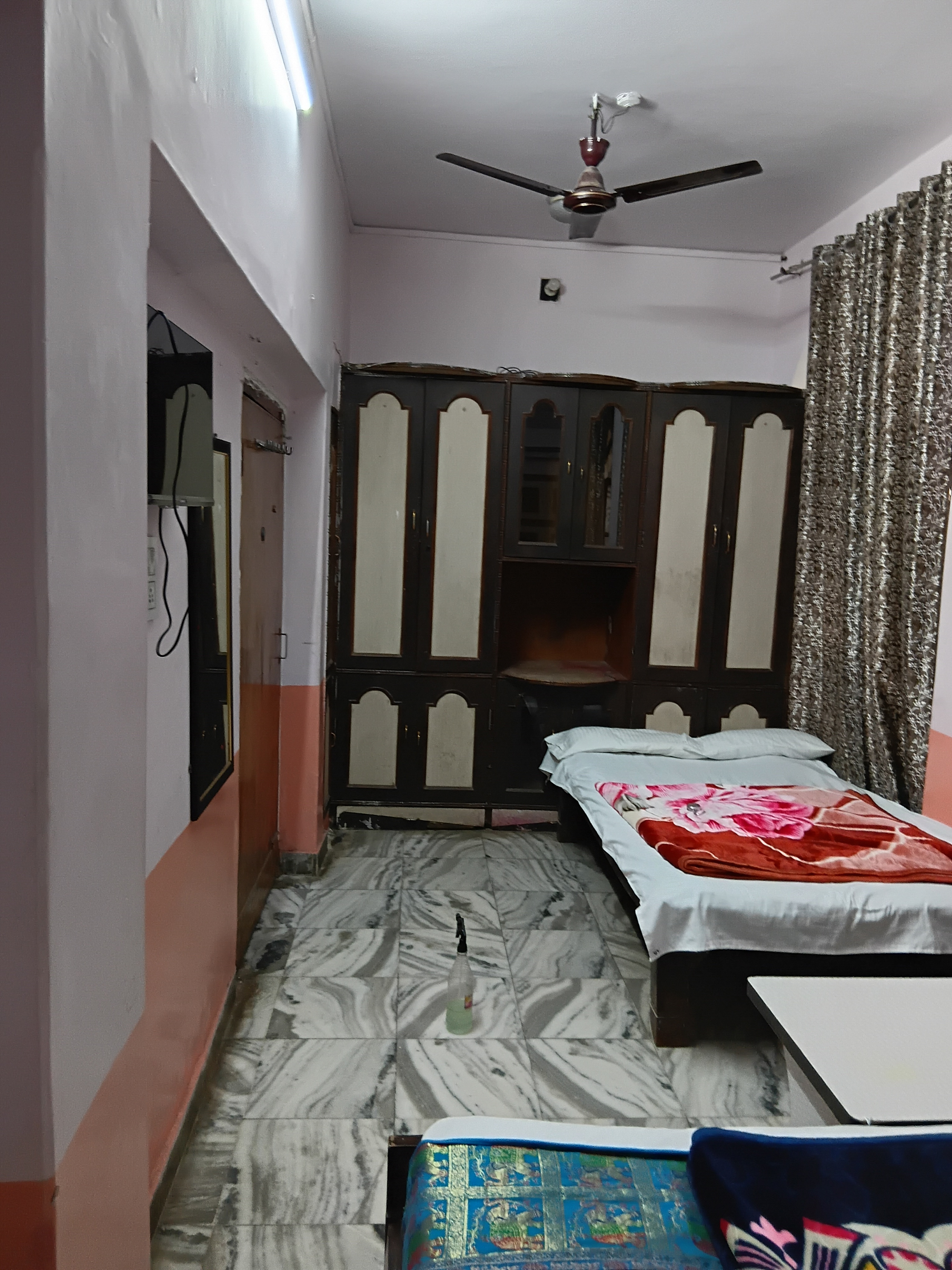 Shristi Home Stay - Tap to explore photos