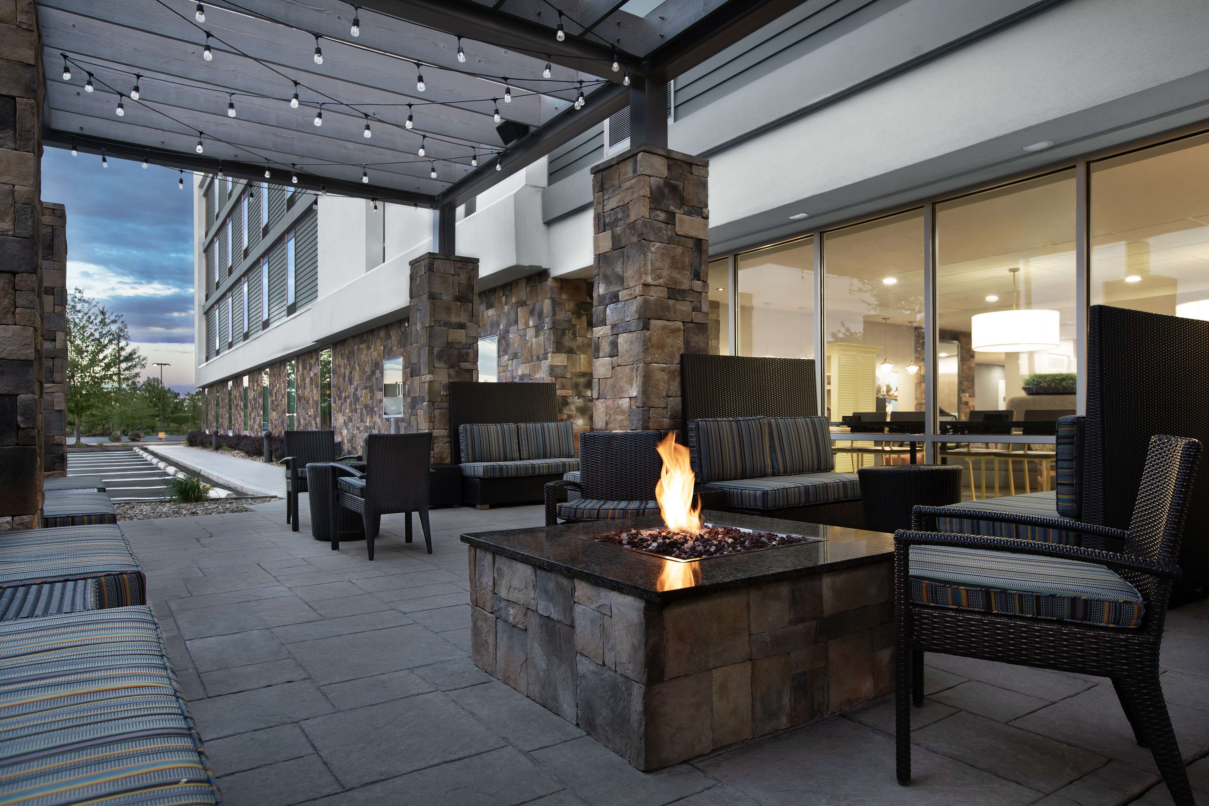 Home2 Suites by Pittsburgh - McCandless - Tap to explore photos