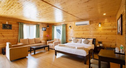 Stone Wood Riverfront Resort Room Type - Family Cottage