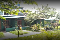 Green Hills Resort | Rooms & Restaurant