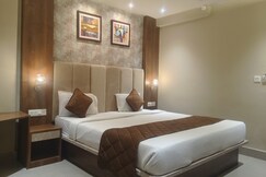 TWO HEARTS HOME STAY 