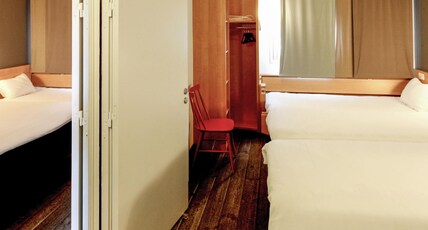 Ibis Les Herbiers Room Type - Room with 1 double bed + 1 extra bed equipped with the new bedding