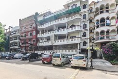 Comfortable Safe Executive Homestay in GK Room 3