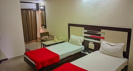 Hotel Welcome Inn Room Type - A/C Deluxe Room