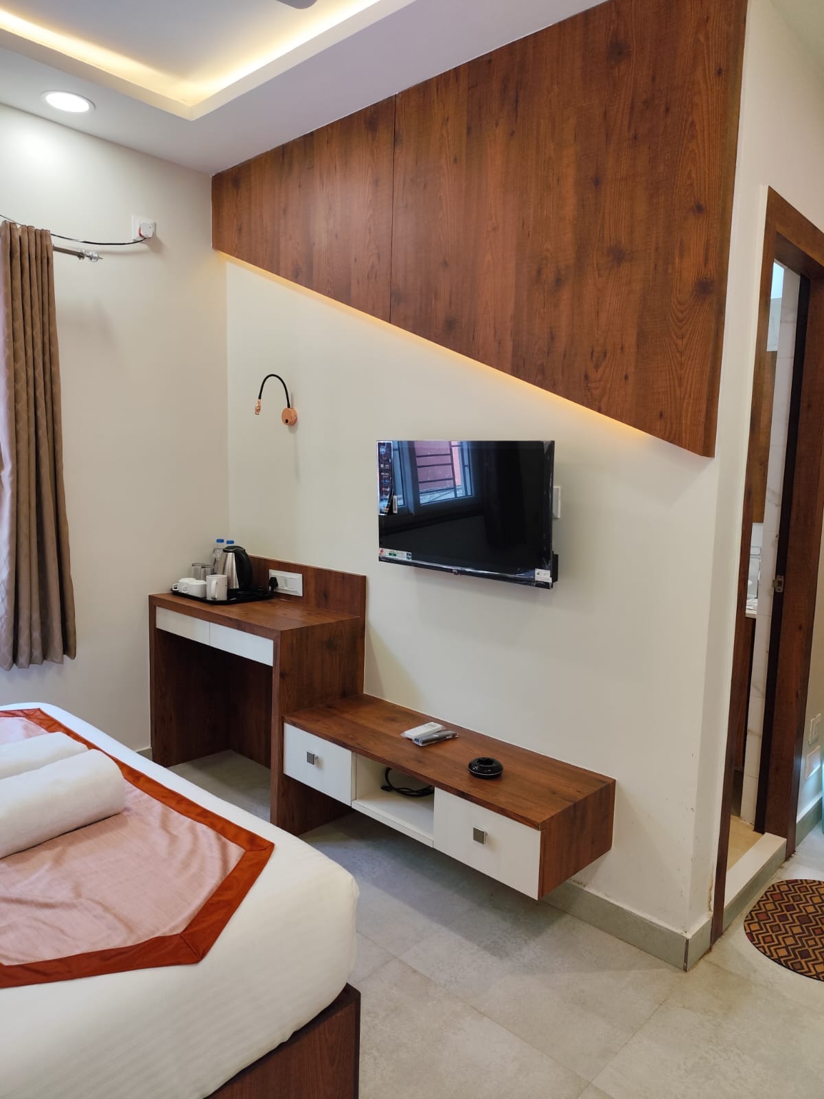 Mohana Beach Resort - Tap to explore photos