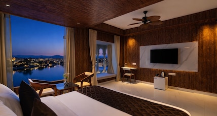 Shakuntalam Sagar - Luxury Boutique Lake View Hotel, Udaipur Room Type - Lake View Suite with Bathtub Shakuntalam Sagar - Luxury Boutique Lake View Hotel, Udaipur Room Type - Lake View Suite with Bathtub