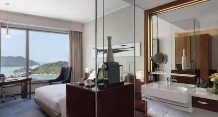Novotel Citygate Hong Kong Room Type - Executive Premier Room with twin beds
