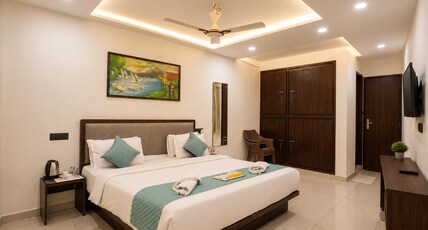 Nova Swet Kamal Room Type - Super Deluxe Room With Balcony