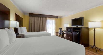 Best Western Phoenix Goodyear Inn Room Type - 2 Queen Beds, Coffee Maker, Refrigerator, Microwave, Non-Smoking, Full Breakfast