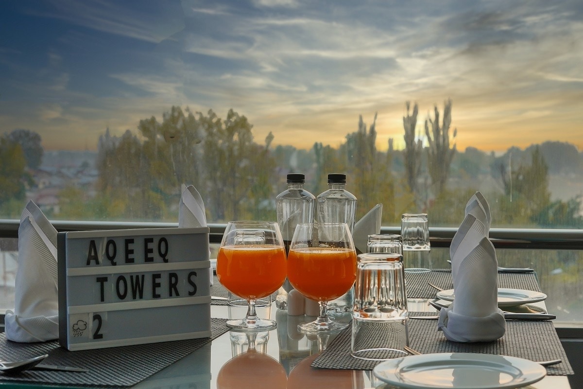 Hotel Aqeeq Towers Srinagar - Tap to explore photos