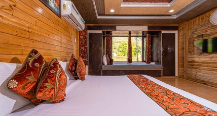 PARADISE RETREAT DAKSUM Room Type - Super Deluxe Room PARADISE RETREAT DAKSUM Room Type - Super Deluxe Room