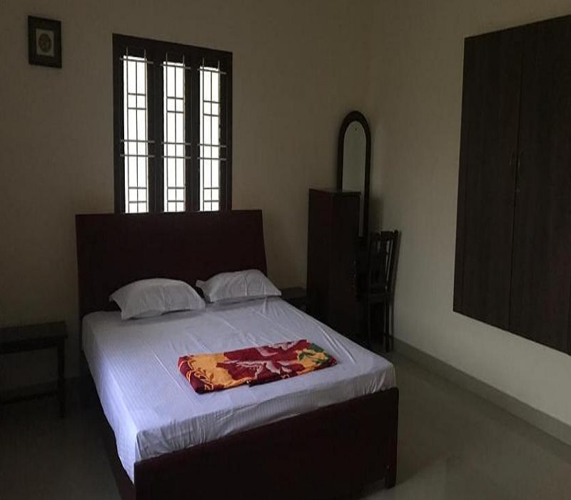 Hotel Tanjore Inn - Tap to explore photos