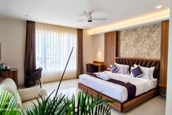 Address of HOTEL GOLD CREST