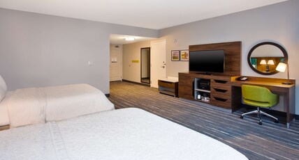 Hampton Inn & Suites Athens I-65 Room Type - 2QN MOB HEA ACC TUB STU NS