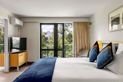 Novotel Queenstown Lakeside