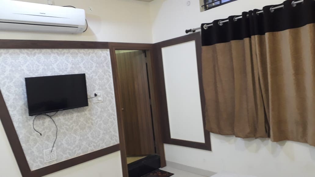 Hotel Vinayak Residency - Tap to explore photos