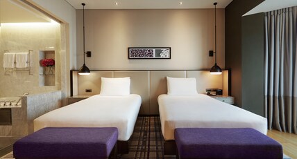 Hilton Kuala Lumpur Room Type - TWIN HILTON DELUXE