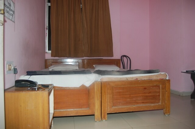 Hotel Sita Kunj - Tap to explore photos