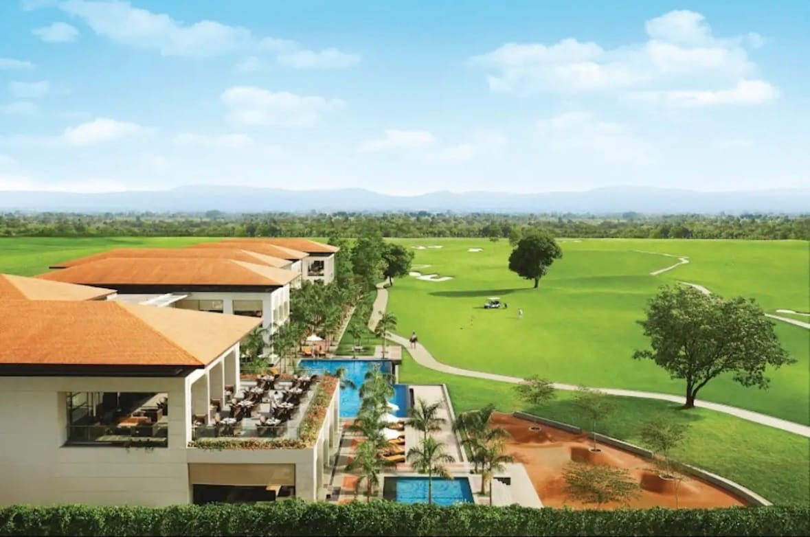 The Manor - Tap to explore photos