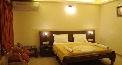 Saish International Room Type - Standard Non Ac