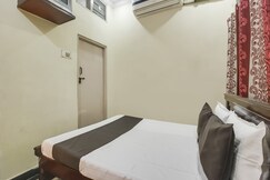 Hotel O Sri Gopi Mini Guest House