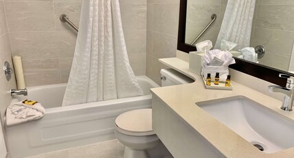 Best Western Plus Regency Inn and Conference Centre Room Type - 2 Queen Beds, Non-Smoking, Executive Room, Pillowtop Bed, Microwave And Refrigerator, High Speed Int