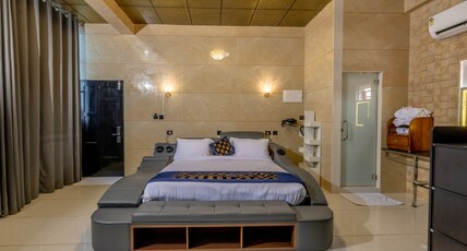 W&H VIEW RESIDENCY Room Type - Super Deluxe Room with Massage Bed