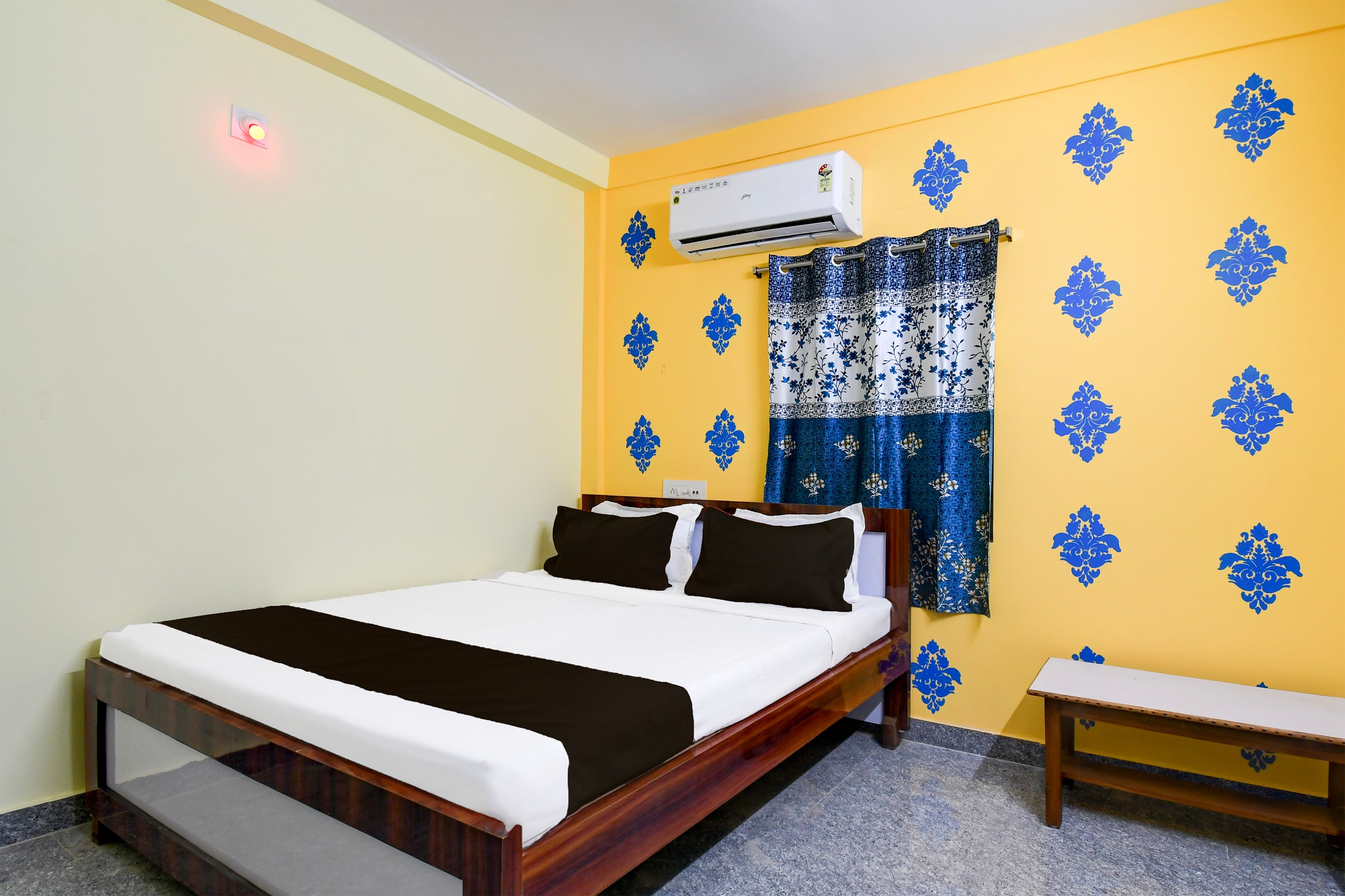 Hotel O SHANTI GUEST HOUSE - Tap to explore photos