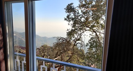 Macquary Inn | Mall Road  Room Type - Premium Valley View