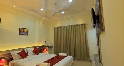KENZ RESIDENCY Room Type - Standard Double Room Non A/C