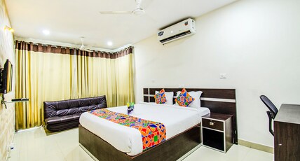 FabHotel Pride Inn - Nr. TCS Deccan Park, Hitech City Room Type - Premium Room
