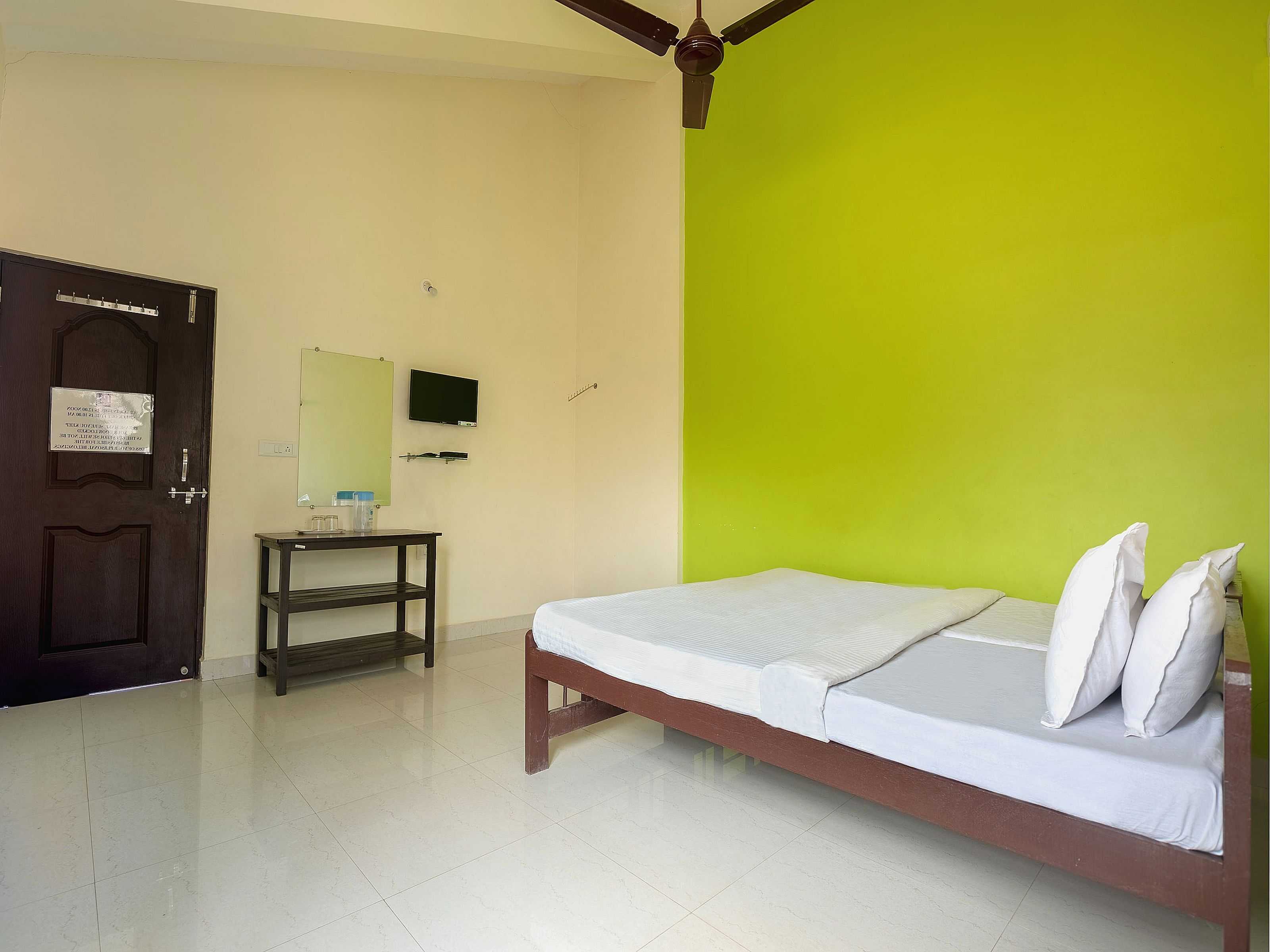 Hotel O Ps Guest House - Tap to explore photos
