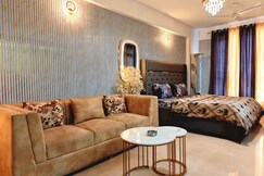 SilverStar by Mi Casa