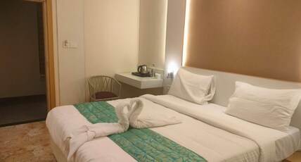 KHARVA HOTEL Room Type - DELUXE ROOMS