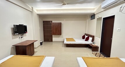 Darshan Grand Room Type - Family Ac