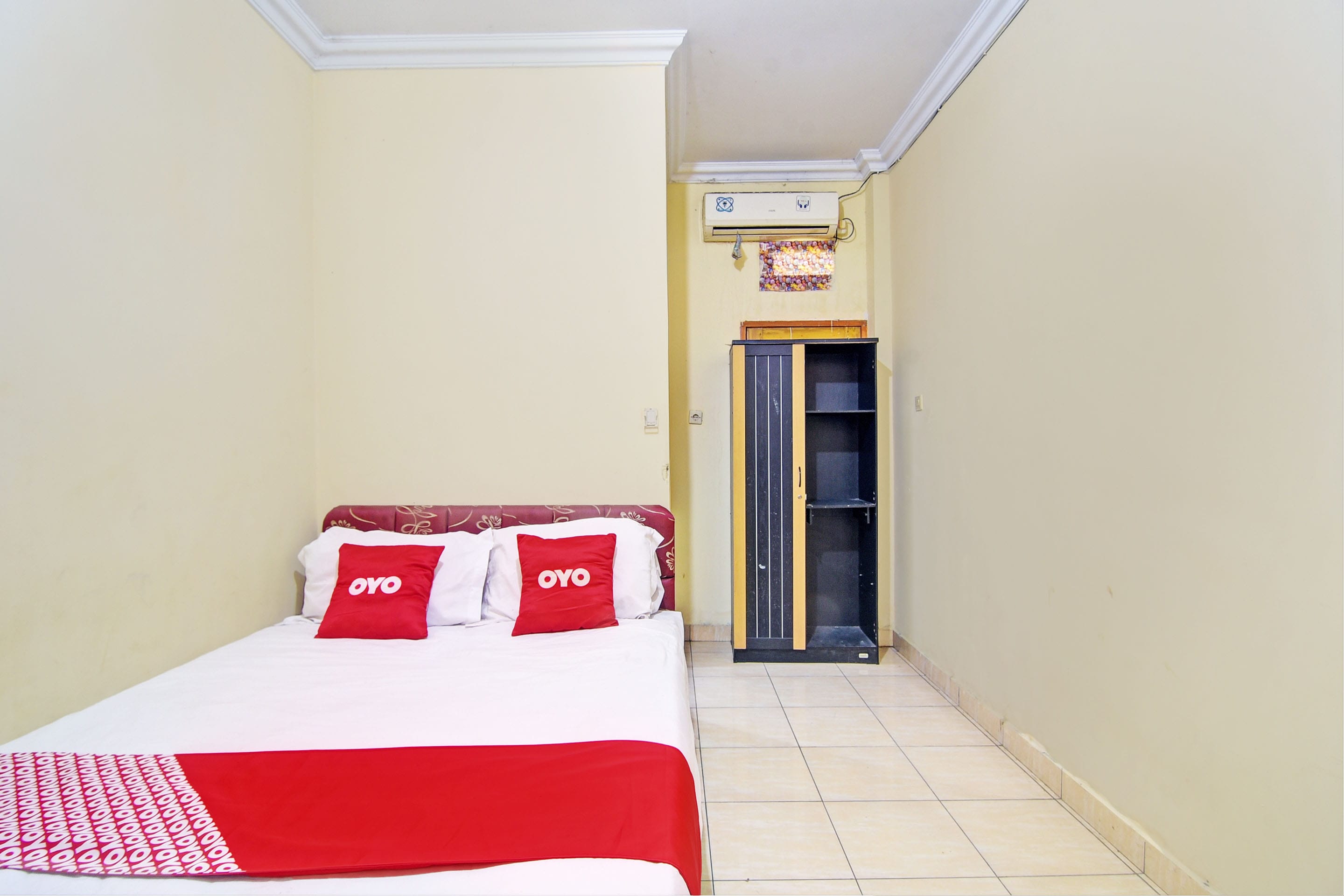 Hotel O Kost 99 - Tap to explore photos