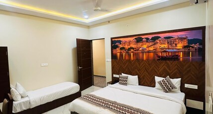 Hotel Gold Coin Room Type - Double Deluxe Room