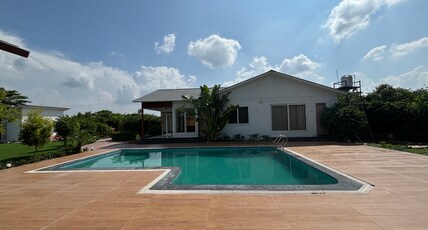 GoBravo 16 3BHK Farm with Pool Room Type - GoBravo 16 3BHK Farm with Pool