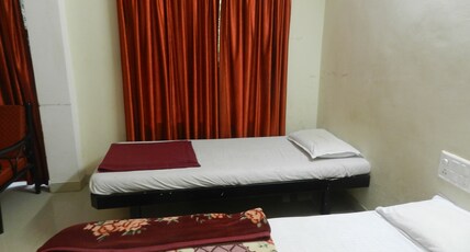 Hotel Centre Palace Room Type - Triple Room AC