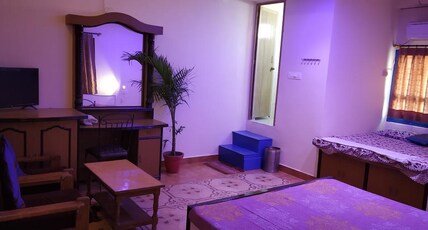 Shivam Guest House Room Type - Standard Room Non AC